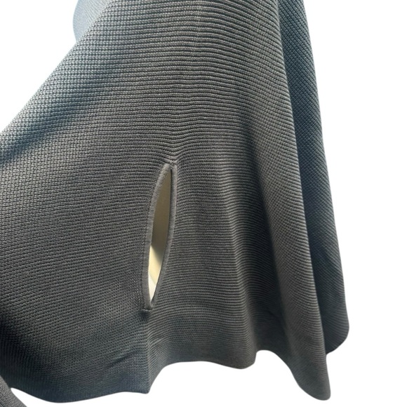 Lululemon Sweater Women One Size Gray Forward Flow Poncho Athleisure Pullover - Picture 4 of 6